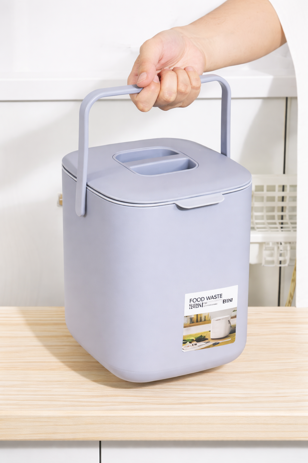 Kitchen Compost Bin with a Removable Lid And Double Inner Basket